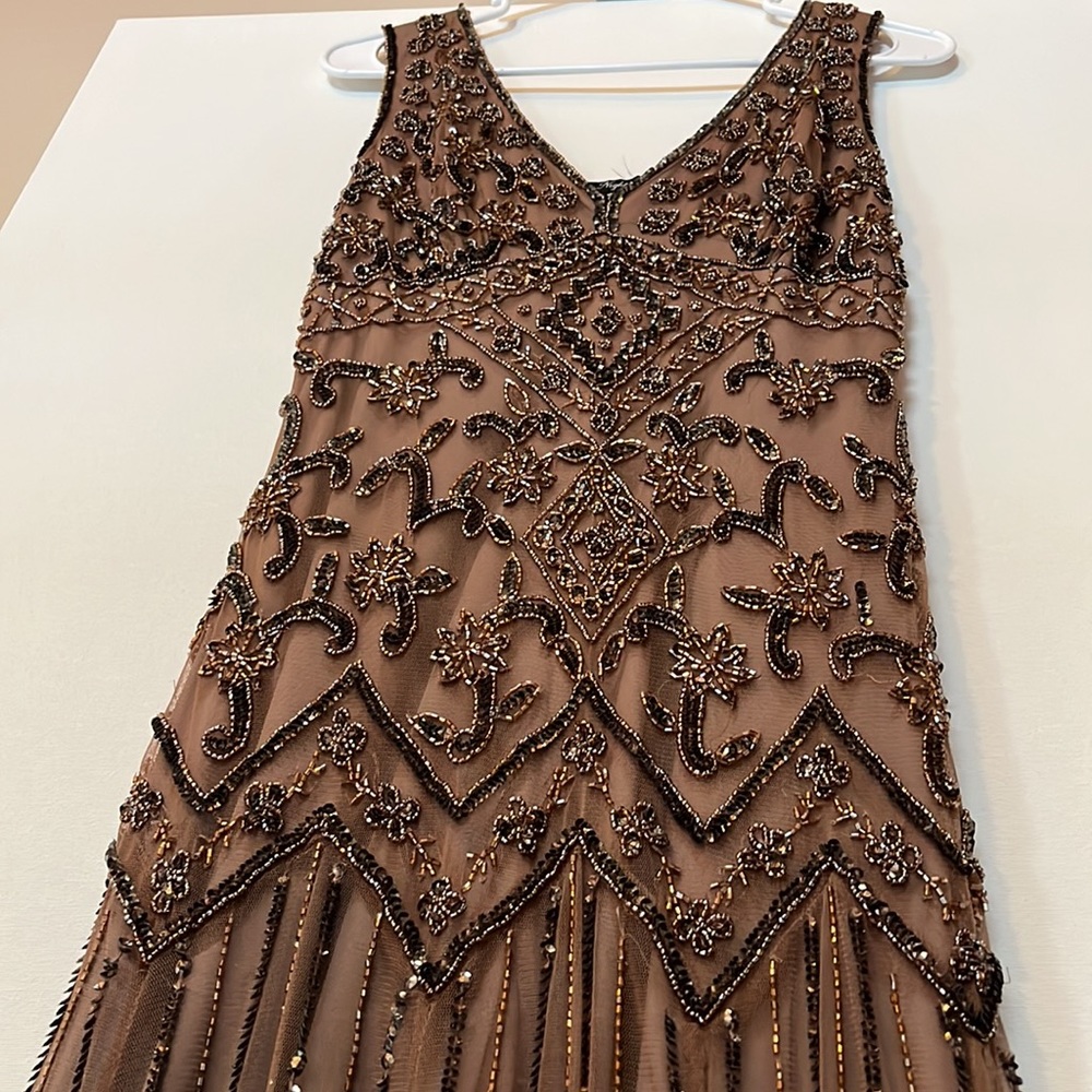 Pisarra Nights Brown Beaded Sequence Overlay Evening Gown Dress Size 6